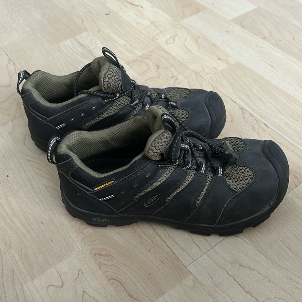 Boys Keen Waterproof Drawstring Hiking Shoes, Size 3